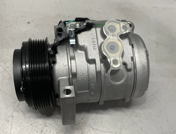 GM Air Conditioning Compressor/Clutch Assembly For GMC/Chevy 6.6L V8 19436028