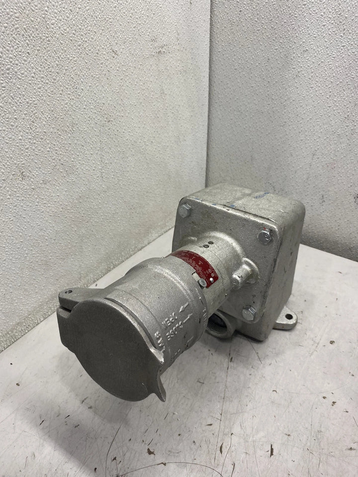 Eaton Crouse Hinds CESD4234 Receptical