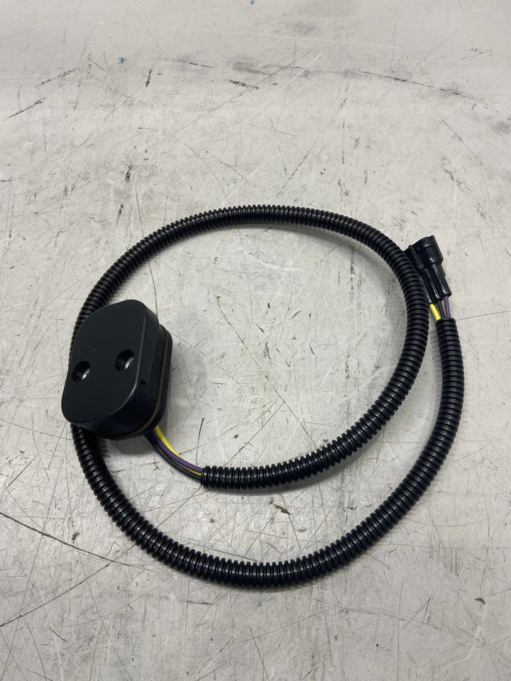 QuickSilver Mercury Verado 200-400R 6 Cyl Mount Cradle Trim Sensor 8M0010626