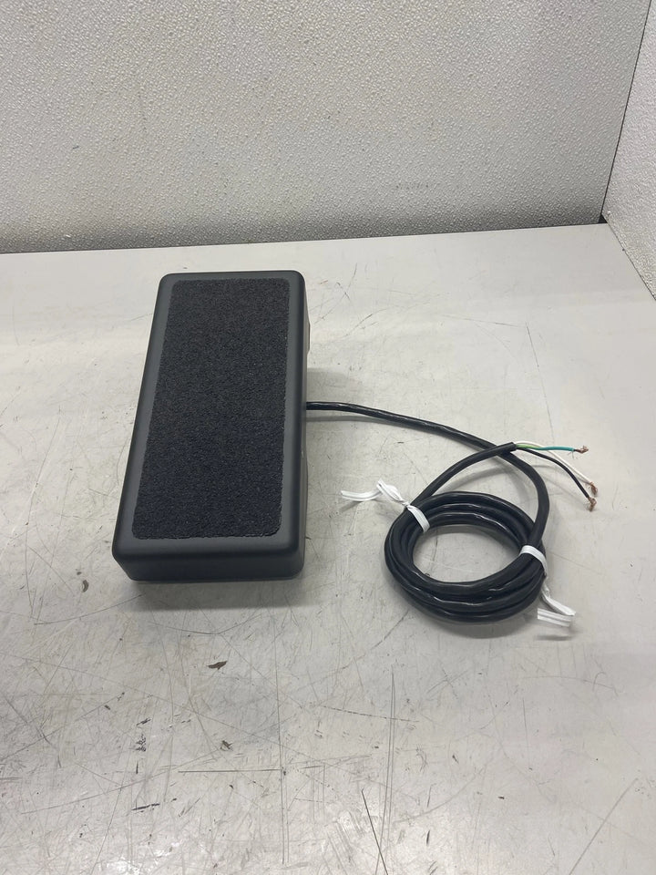 Linemaster Footswitch SP Series SP-975-79