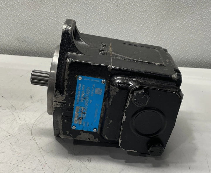 Parker Interchange Hydraulic Vane Pump T6CM-012-3-L-00-B-1