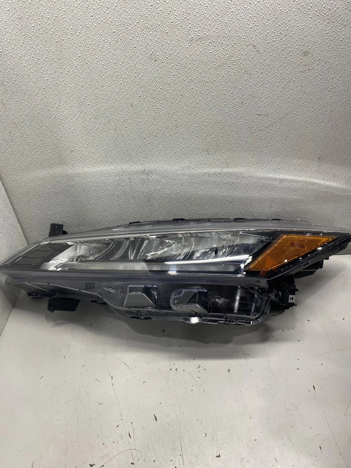 TYC 20-17938-00-9 Driver Side Headlight
