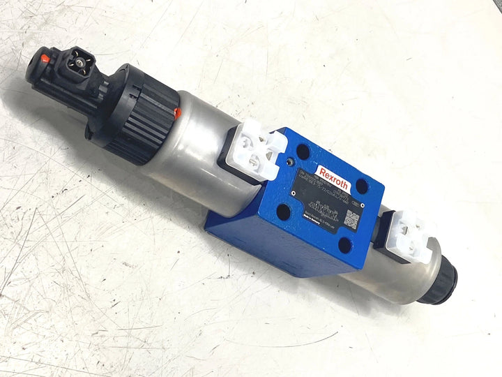 Bosch Rexroth R901071941 Proportional Valve 4WRE10E3-75-2X/G24K4/V-660