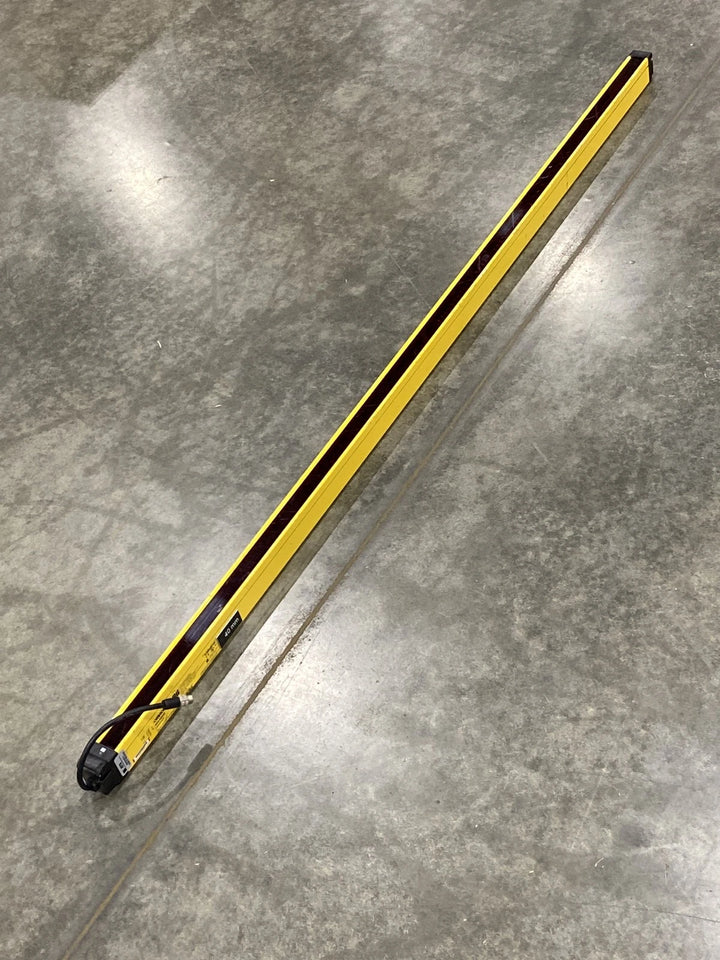 Omron MS4800A-40-1560-x Safety Light Curtain 1560mm Protective Height 40mm Res