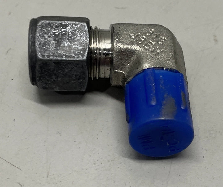 Parker CPI Tube Fitting 6-4 CBZ-SS 3/8" Tube OD x 1/4" MNPT 316SS (Lot Of 40)