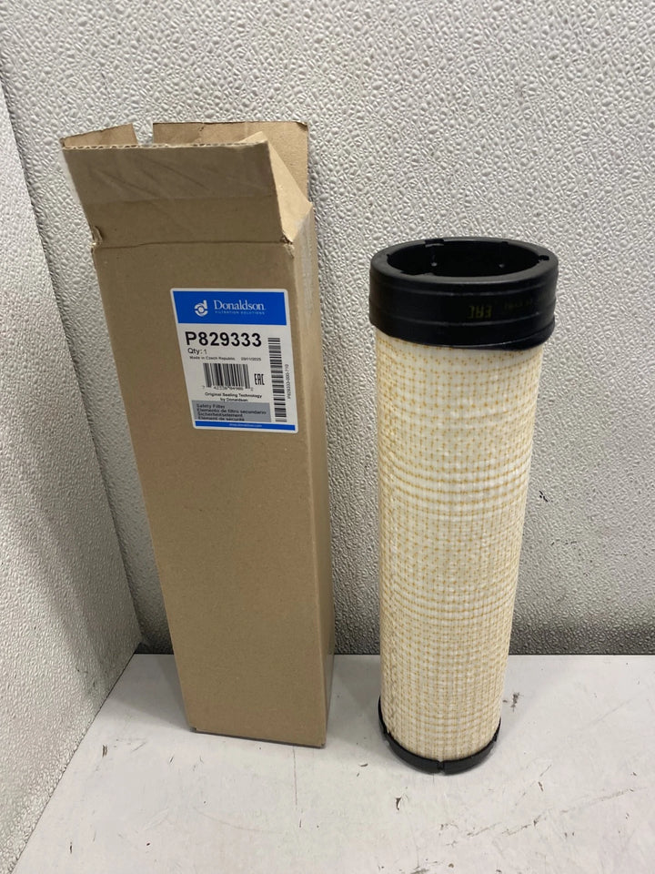 Donaldson P829333 Radial Seal Air Filter Lot of 6