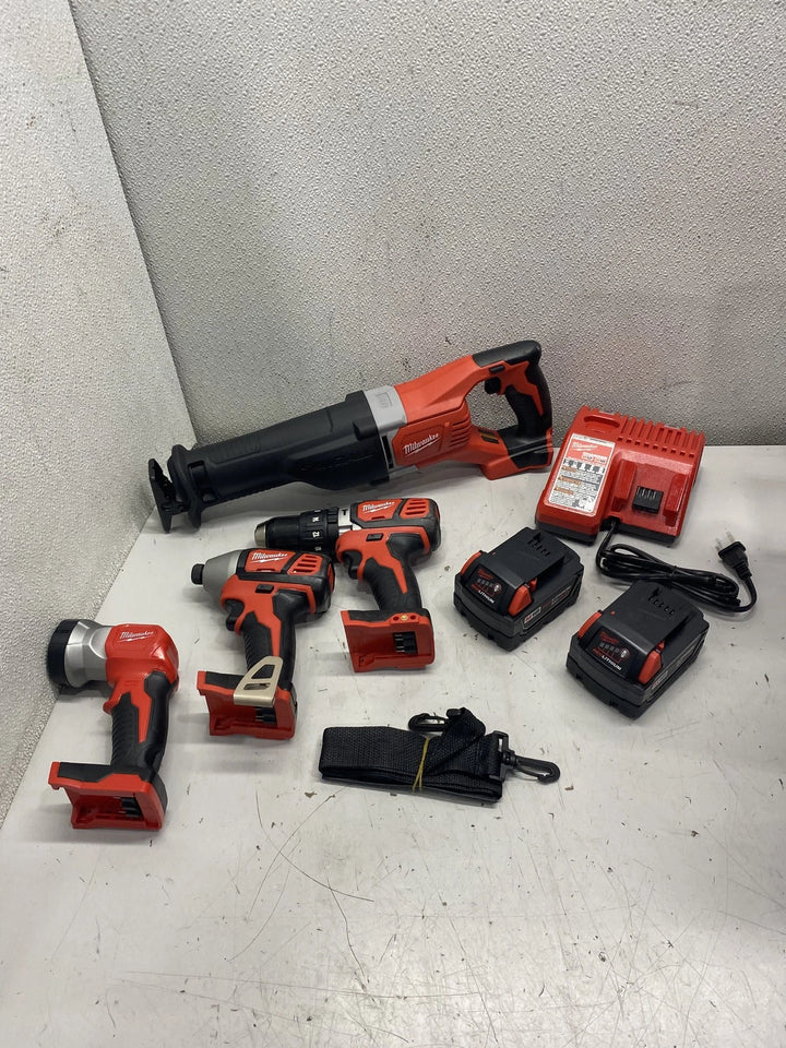 Milwaukee 2696-24 M18 Cordless Compact Combo Tool Kit Batteries/Charger