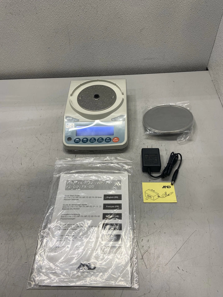 A&D Precision Balance Scale FX-5000i