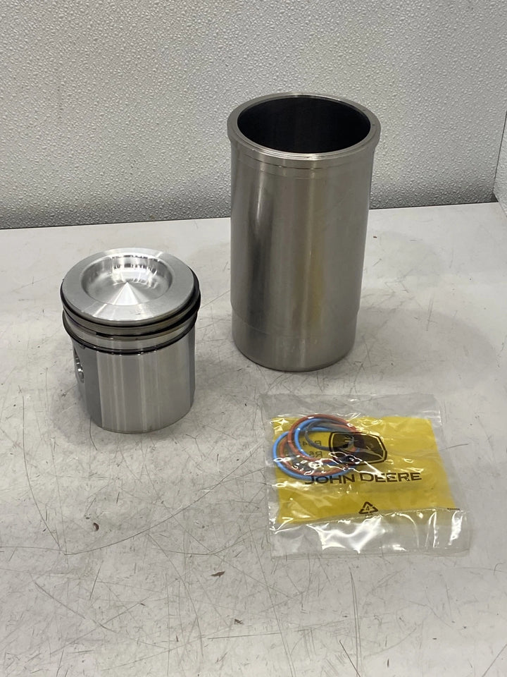 John Deere DZ123006 Piston-Liner Kit for 540E 644E 750C 850C 9500 9600