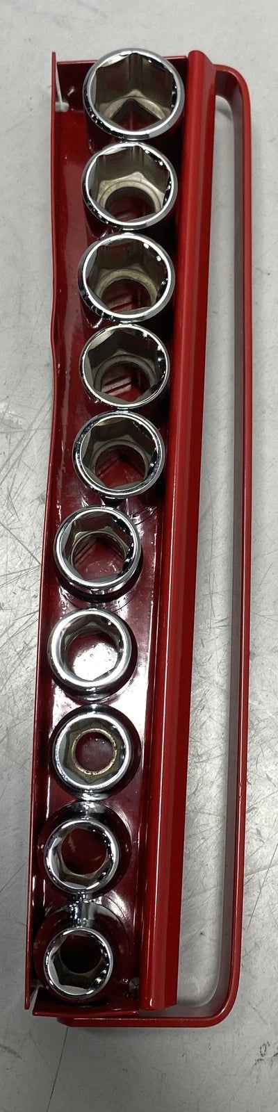 *PREOWNED* MAC Tools 1/2" Drive Metric Socket Set SVM106TR