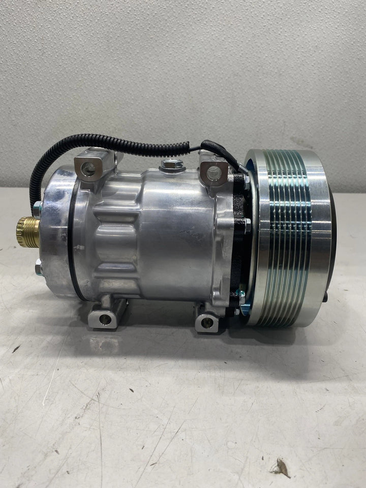 CNHI Reman 47809628R A/C Compressor
