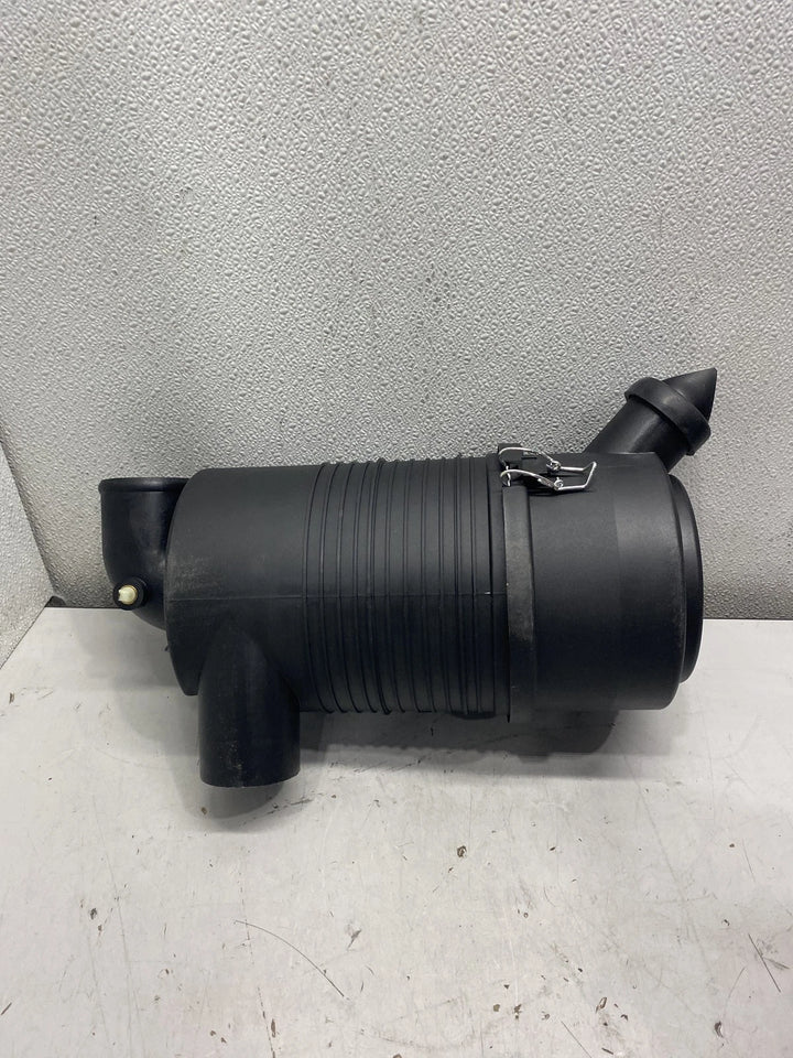 Donaldson G065411 Air Cleaner