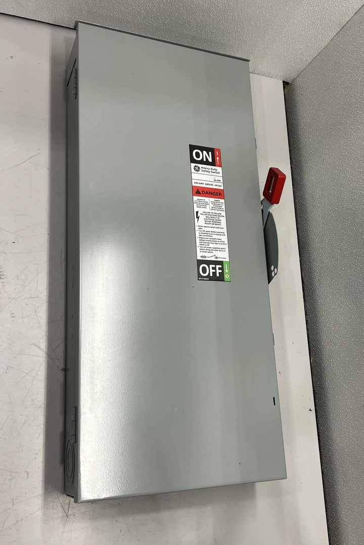 GE Spec-Setter Fusible Heavy Duty Safety Switch 600VAC 200A TH3364R