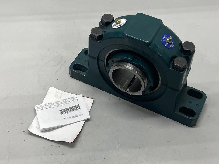 Dodge P4B516-ISAF-211L Pillow Block Roller Bearing Unit 2-11/16" 070096 Fixed