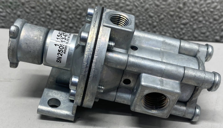 Williams Controls 111542 Multi-Purpose Relay Valve WM147P