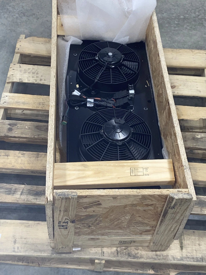 New Genuine Caterpillar 424-7228 A/C Condenser Group for Cat Backhoe Loader