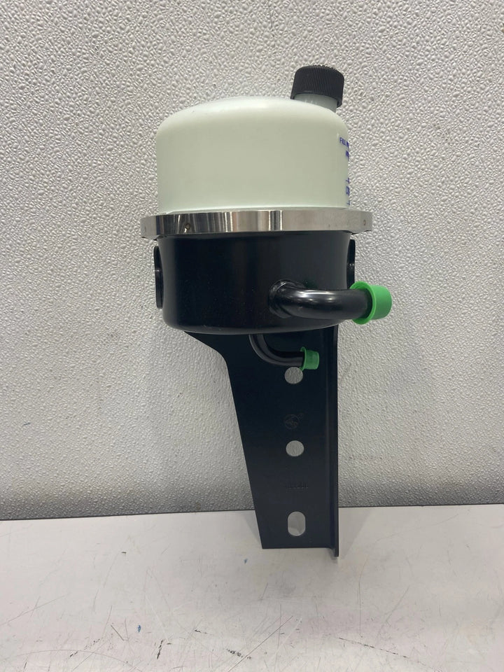Automann Power Steering Reservoir for Peterbilt 575-1027