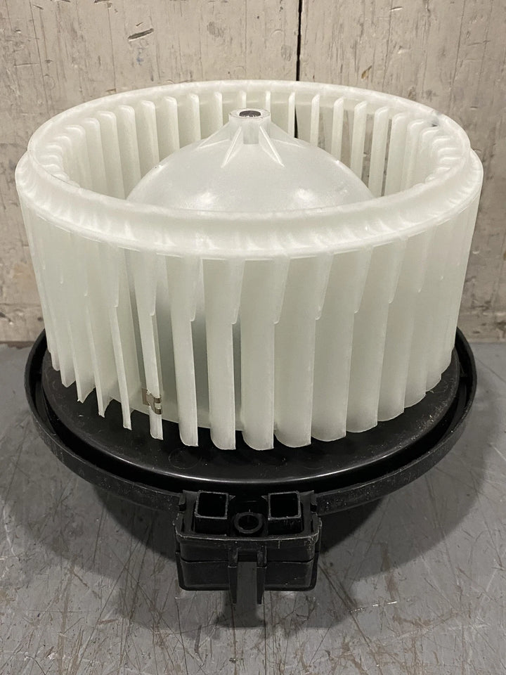 Import Direct 12V Blower Motor PM4092 For Chevrolet, Pontiac, Subaru