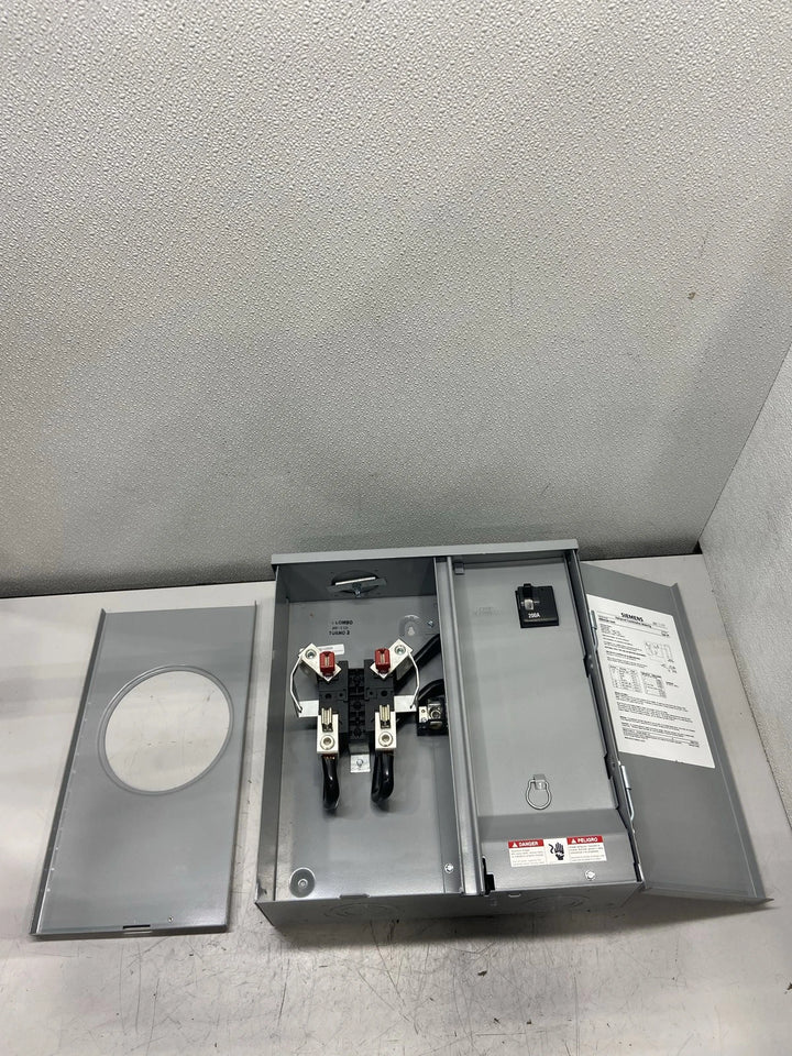 Siemens 2 Circuit 2 Space 3 Wire Main Breaker 120/240 VAC 200 A MM0202B1200R