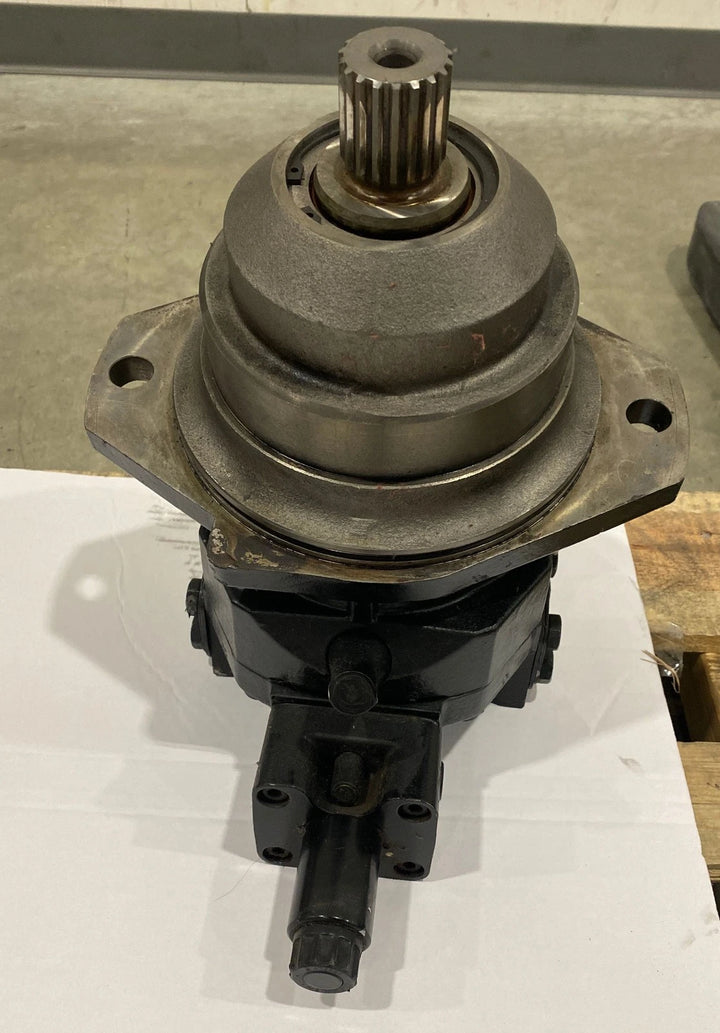 Rear Hydraulic Wheel Motor For John Deere R4045 AN405785 RM100091
