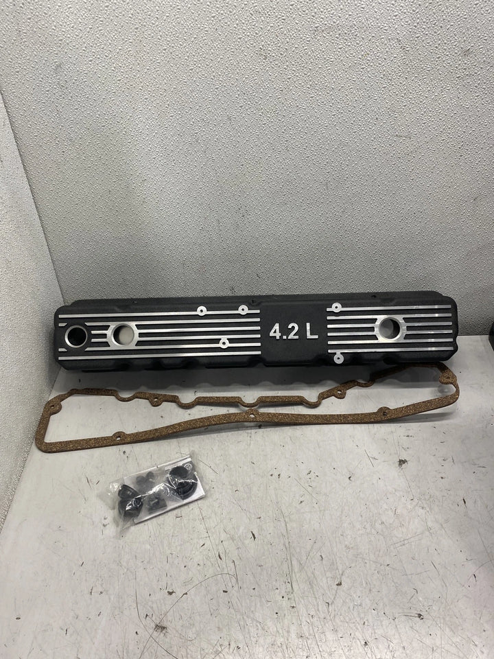 OMIX-ADA Valve Cover 17401.08