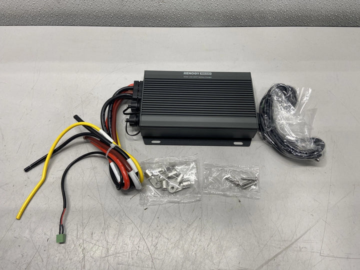 Renogy 50A IP67 DCDC On-Board Battery Charger RBC2125DC-21W-G3-US