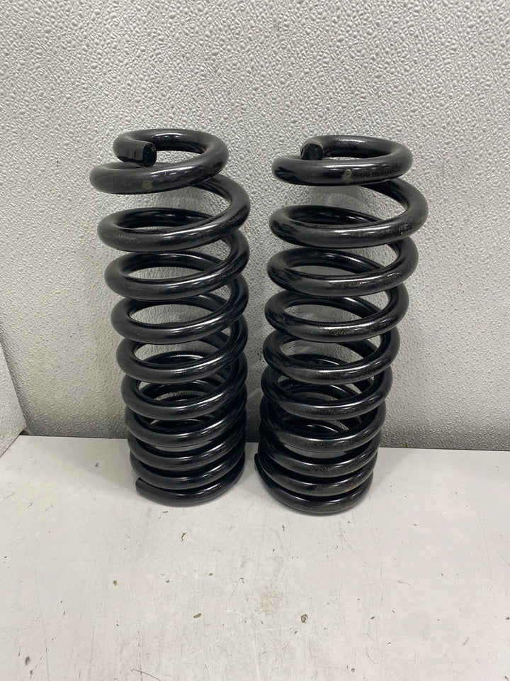 GM Parts 19469926 Springs