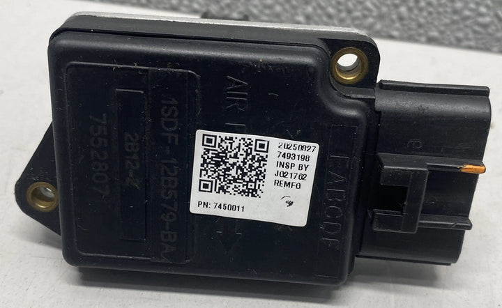 Napa Mass Air Flow (MAF) Sensor - Reman XTP450011