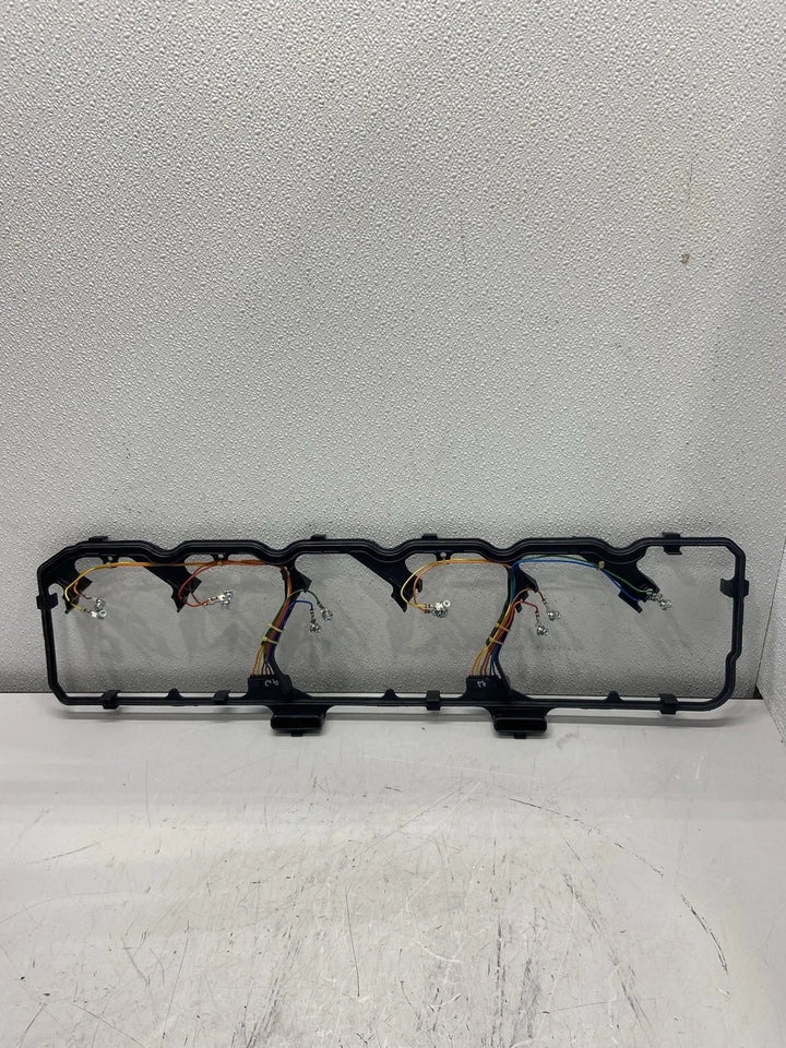 Cummins Genuine Parts Cylinder Head Cover Gasket 05179091AD