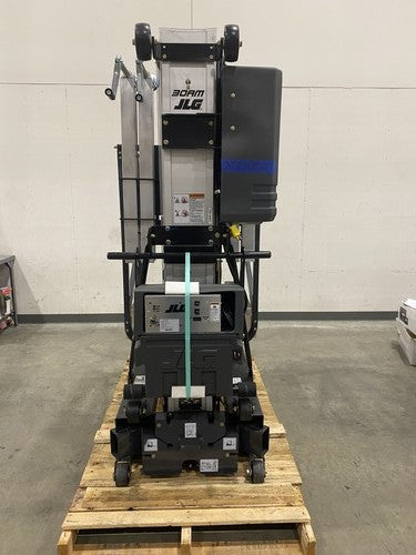 JLG 30AM-DC AccessMaster Push-Around Vertical Mast Lift DC Power